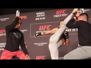 The Karate hottie Michelle Waterson’s flexibility is insane