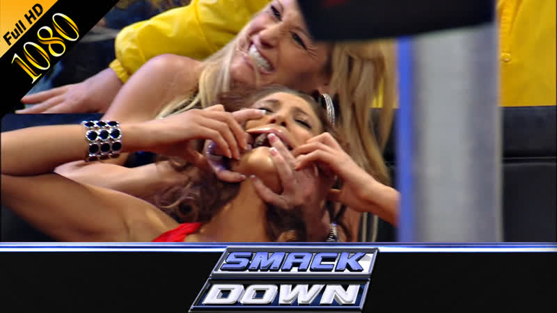 смэк 01, 02, 09, Сегмент Мишель МакКул и Ив; закулисный сегмент