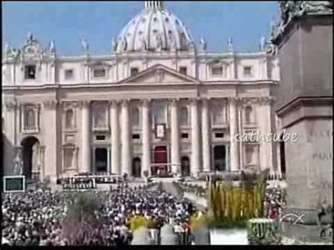 Credo in Latin with Pope