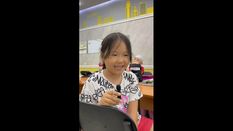 Видео от I Speak English, Международный