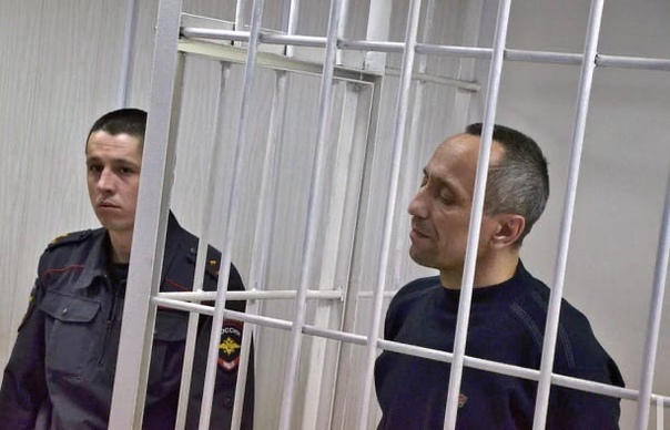 Третья часть интервью «ангарского маньяка» Мне иногда эта мысль в голову приходила в моменты, когда я чувствовал, как все достало, что нет никакого просвета. Я представлял, как кому-нибудь