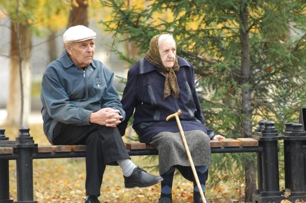 Более 40% мужчин возмущены тем, что должны выходить на пенсию на пять лет позже женщин Об говорится в результатах исследования сервиса по поиску работы SuperJob.В опросе приняли участие 1600