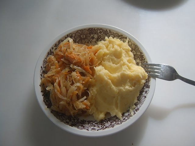 Капуста тушённая с мясом