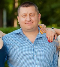 Сергей Устинов