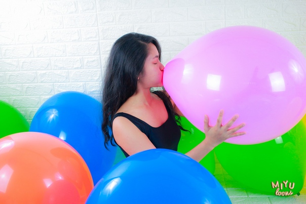 Japn balloon fetish club