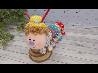 ideia incrvel com sobras de tecido linda centopia colorida #crochet #diy #art