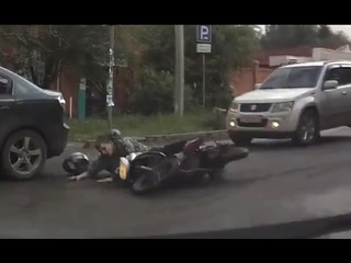Подборка МОТО аварий Март 2015 / Motorcycle crash compilation 2015