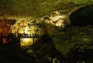 новоафонская пещера республика абхазия. новоафонская пещера новый афон. новоафонская карстовая пещера. новоафонский монастырь абхазия пещеры. новоафонская пещера республика абхазия.